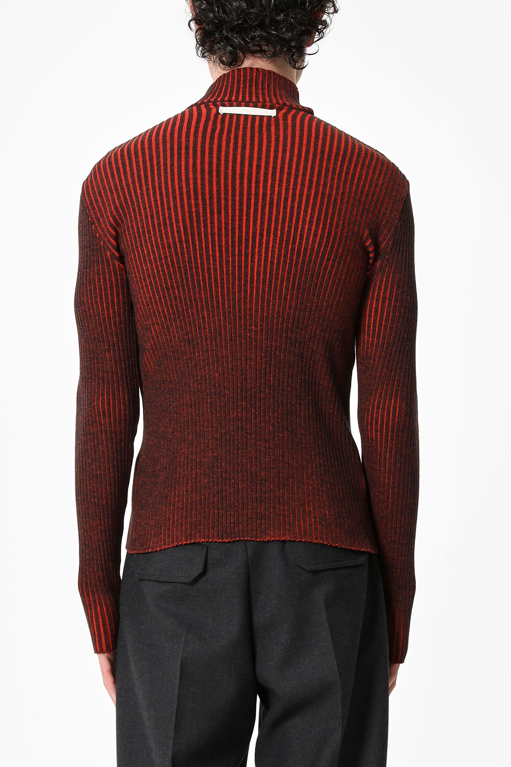 FUNNEL NECK CONTRASTED SWEATER la