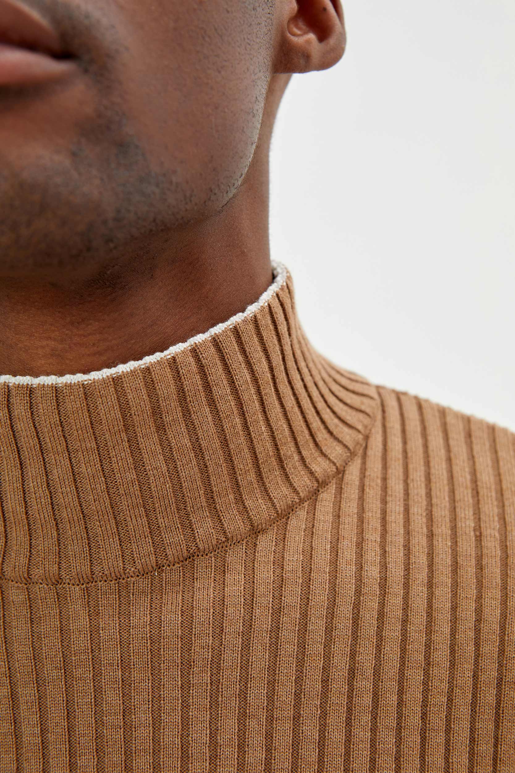 FUNNEL NECK MERINO WOOL SWEATER