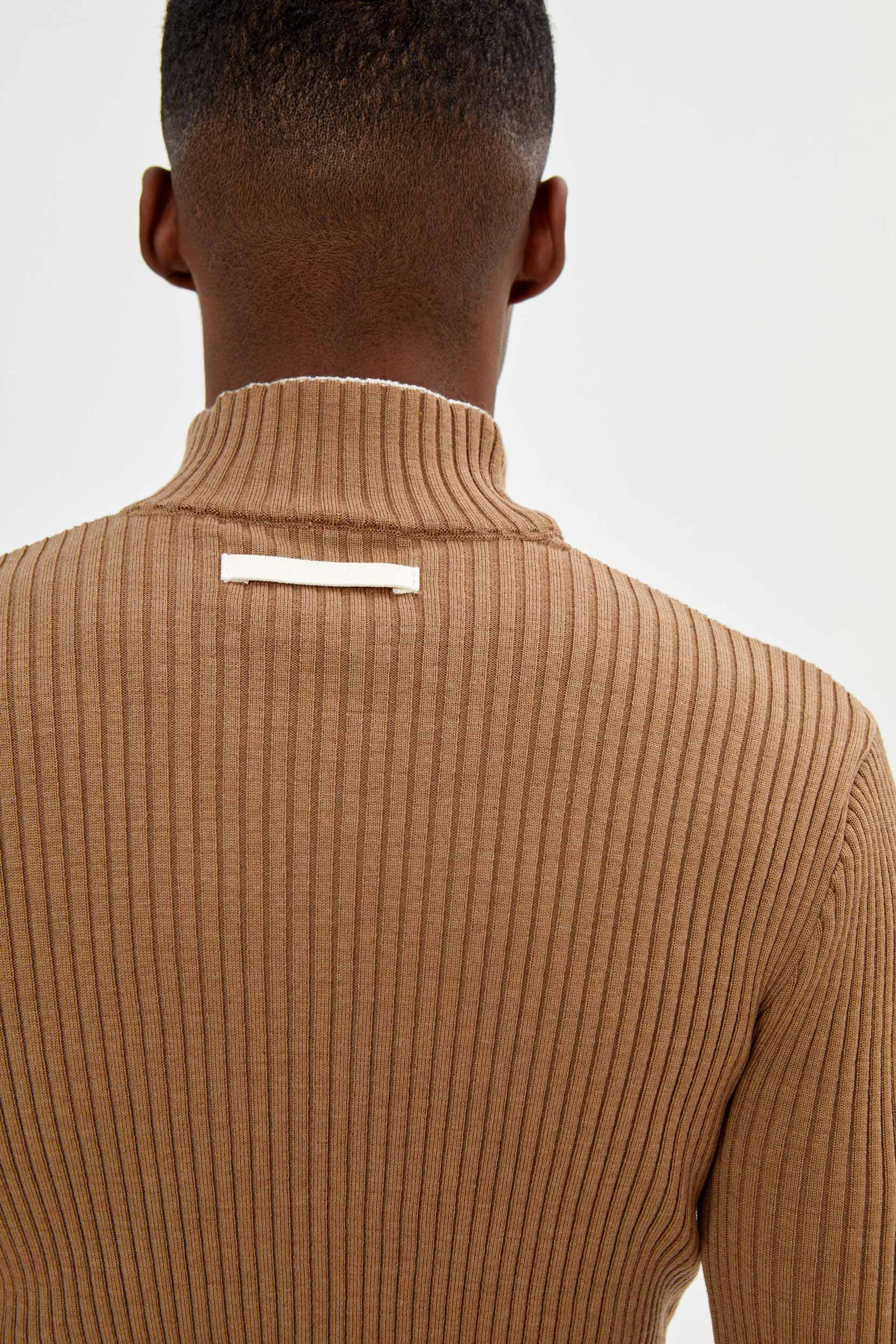 FUNNEL NECK MERINO WOOL SWEATER