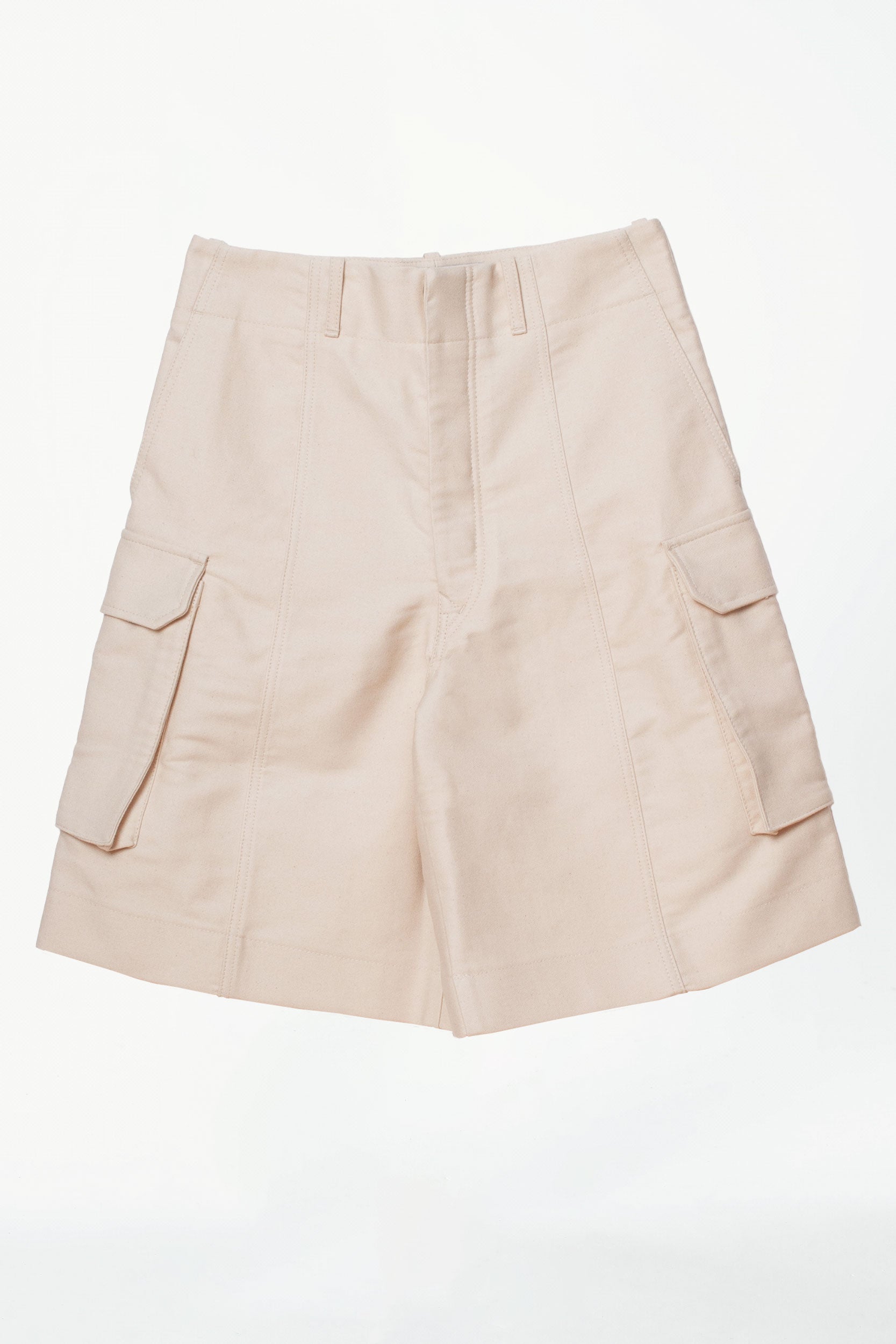WIDE STITCH-DETAIL FLAP-POCKET SHORTS