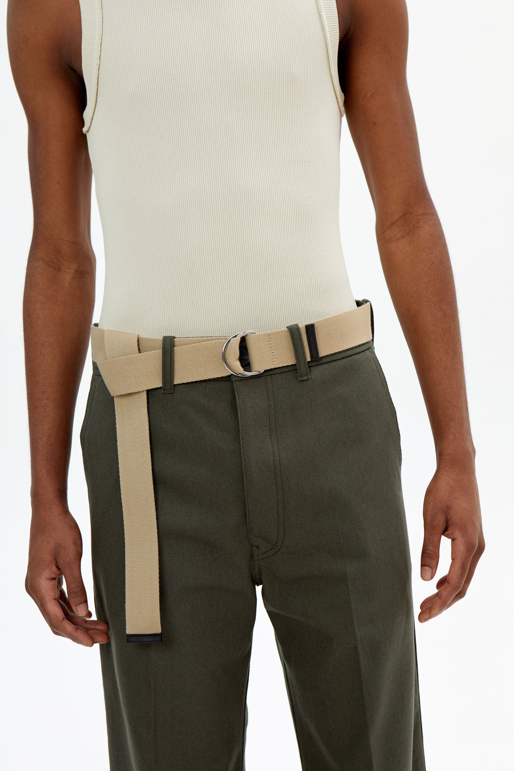 HIGH HEMS CONTRASTED TROUSERS