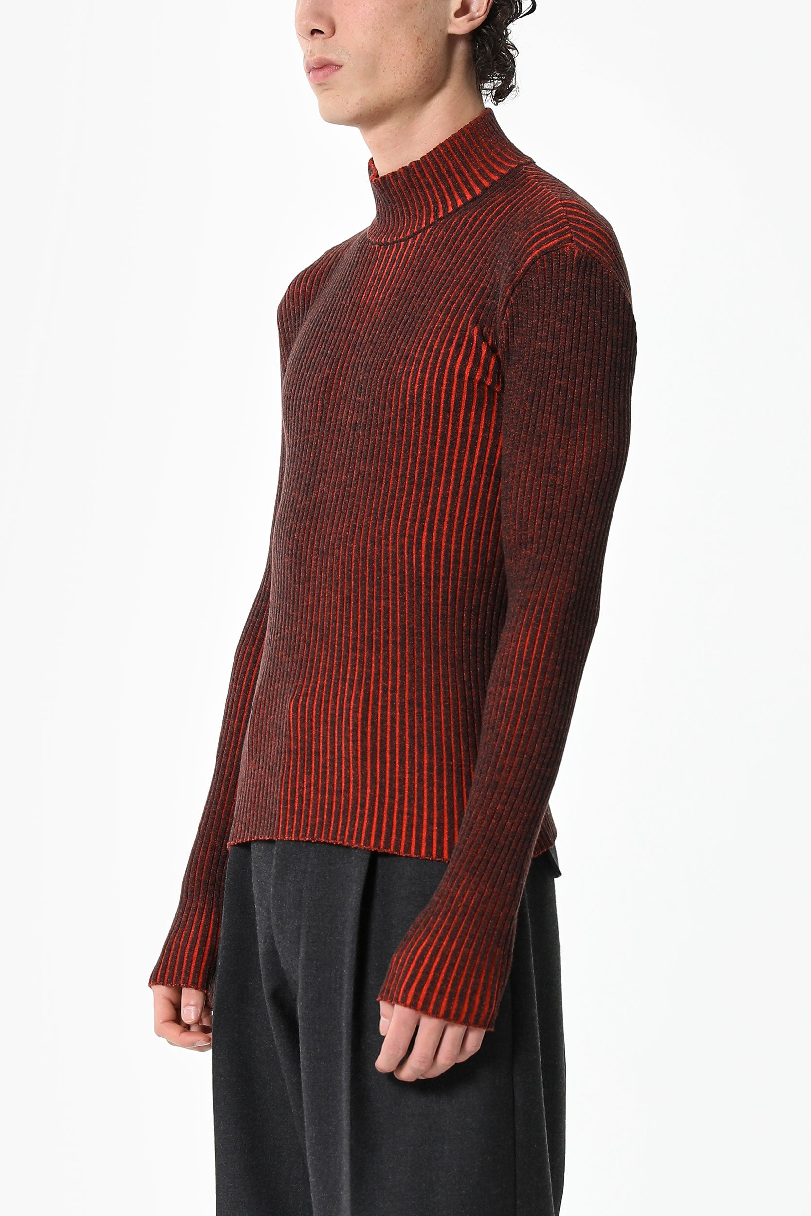 FUNNEL NECK CONTRASTED SWEATER