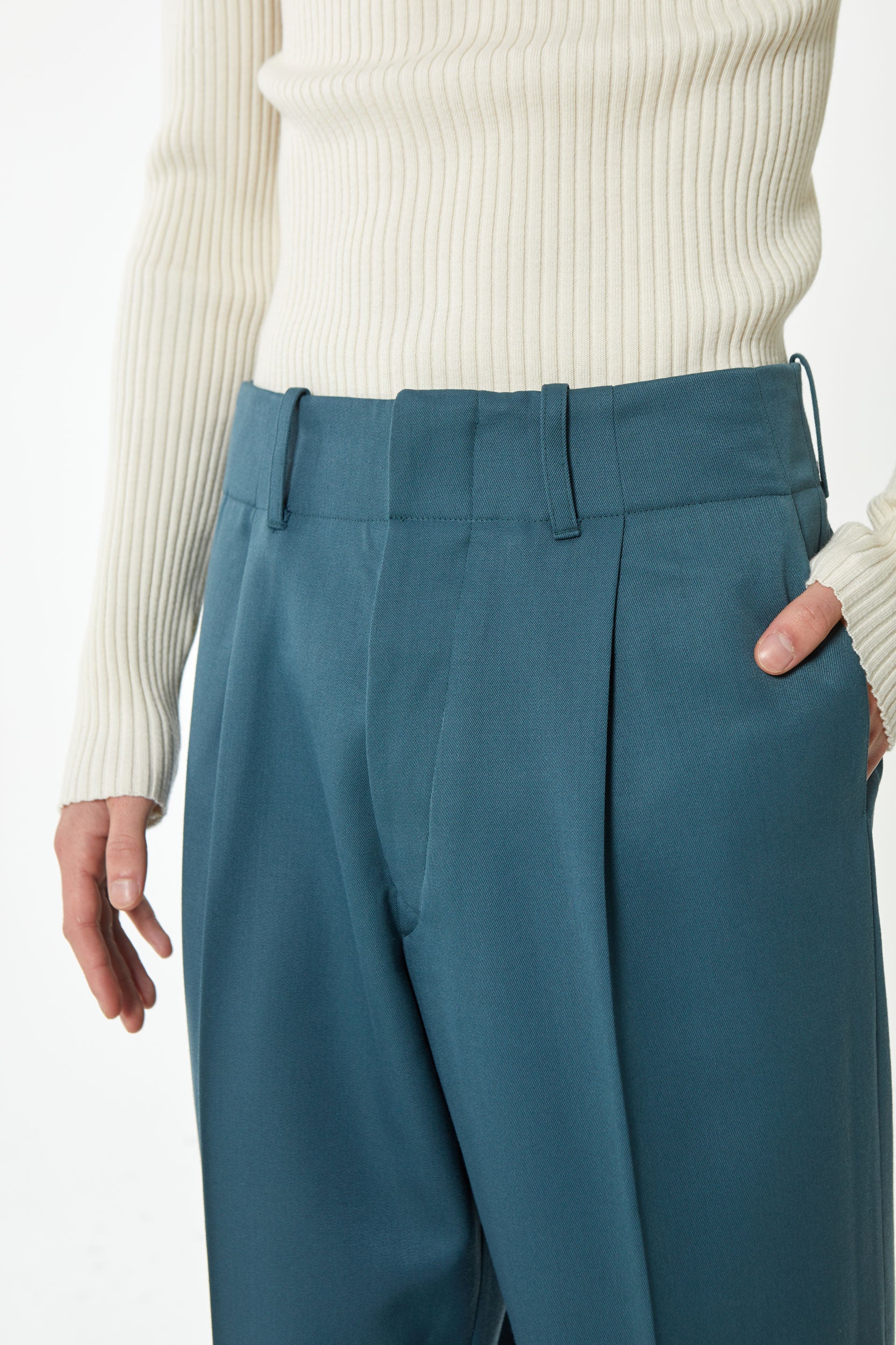 WIDE PLEATED WOOL TROUSERS