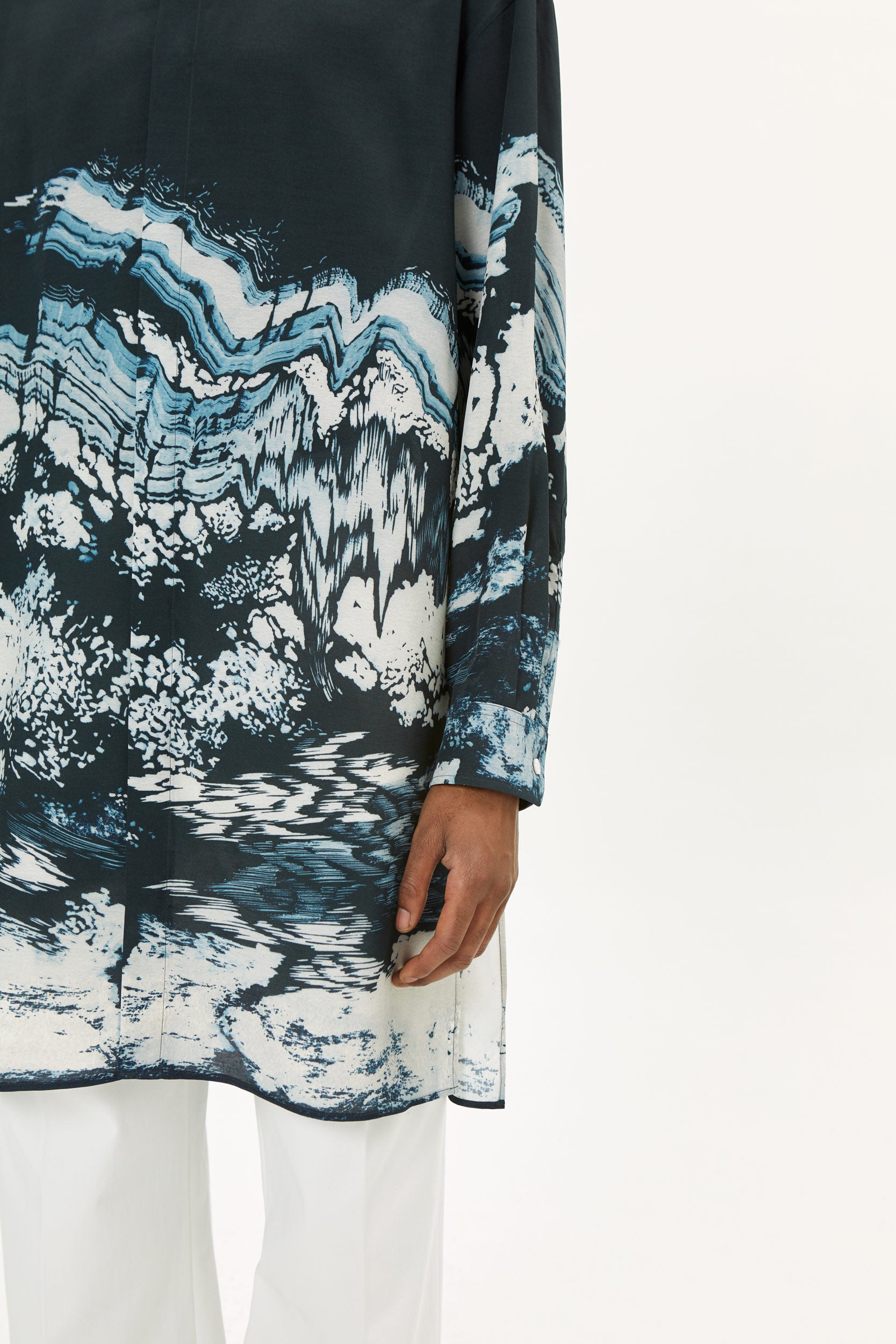OVERSIZED PRINTED SHIRT x ABDELKADER BENCHAMMA  - UNIFORME