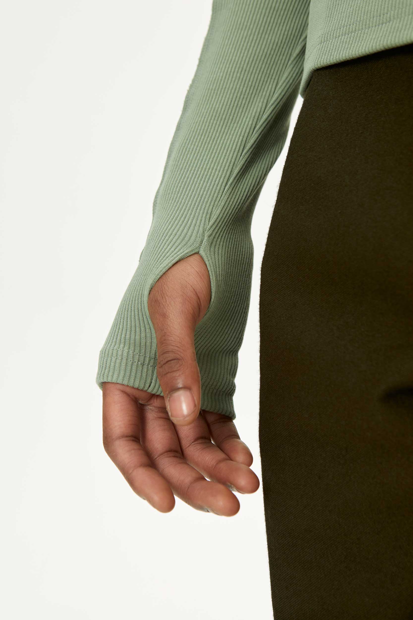 EXPOSED SEAM ORGANIC COTTON T-SHIRT - UNIFORME 