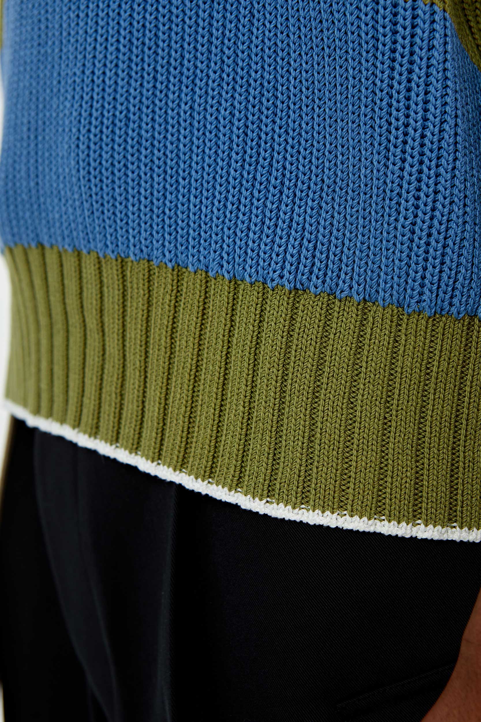 OVERSIZED STRIPY VEST