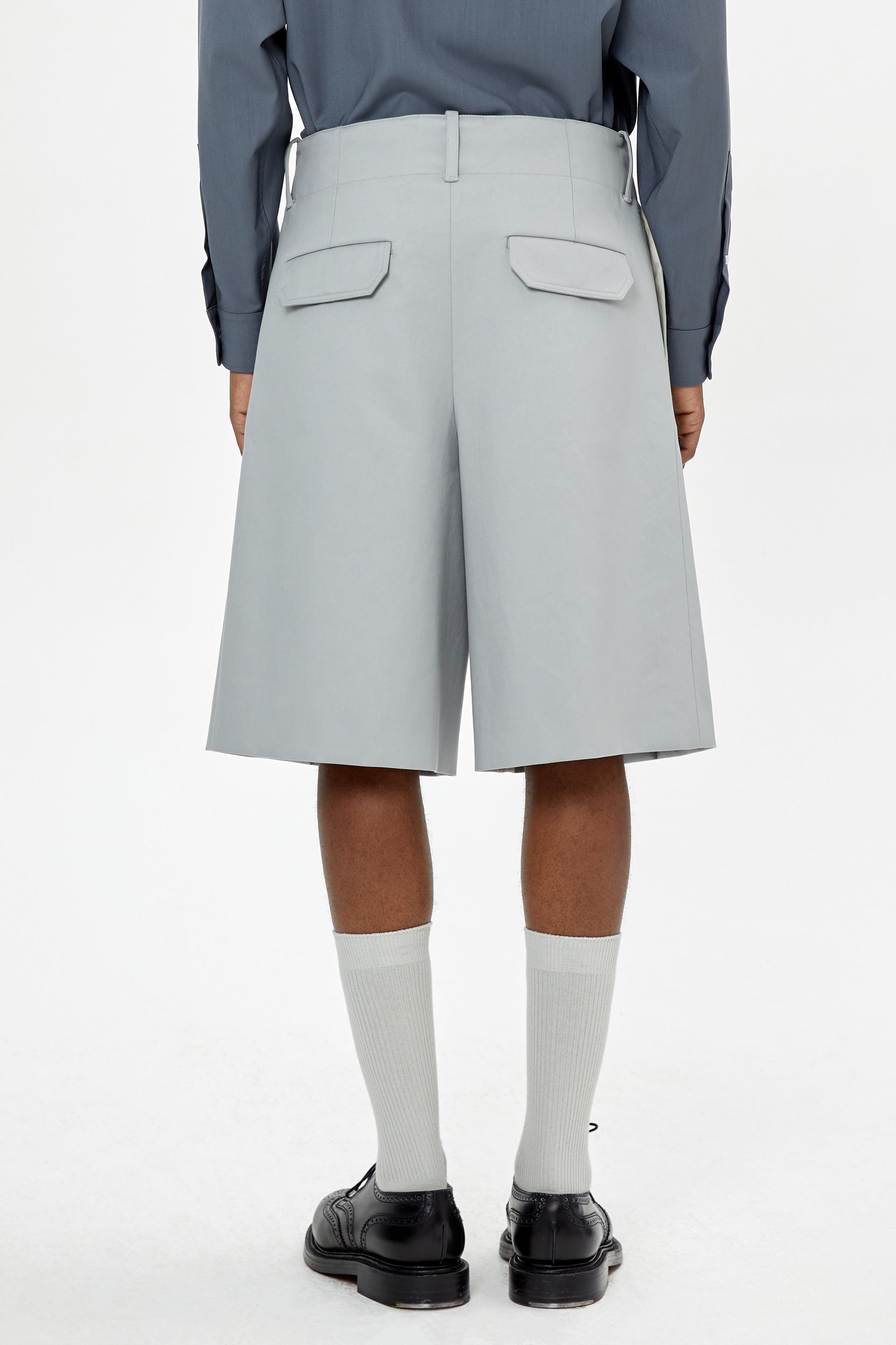 PLEATED WIDE GREY COTTON SHORTS