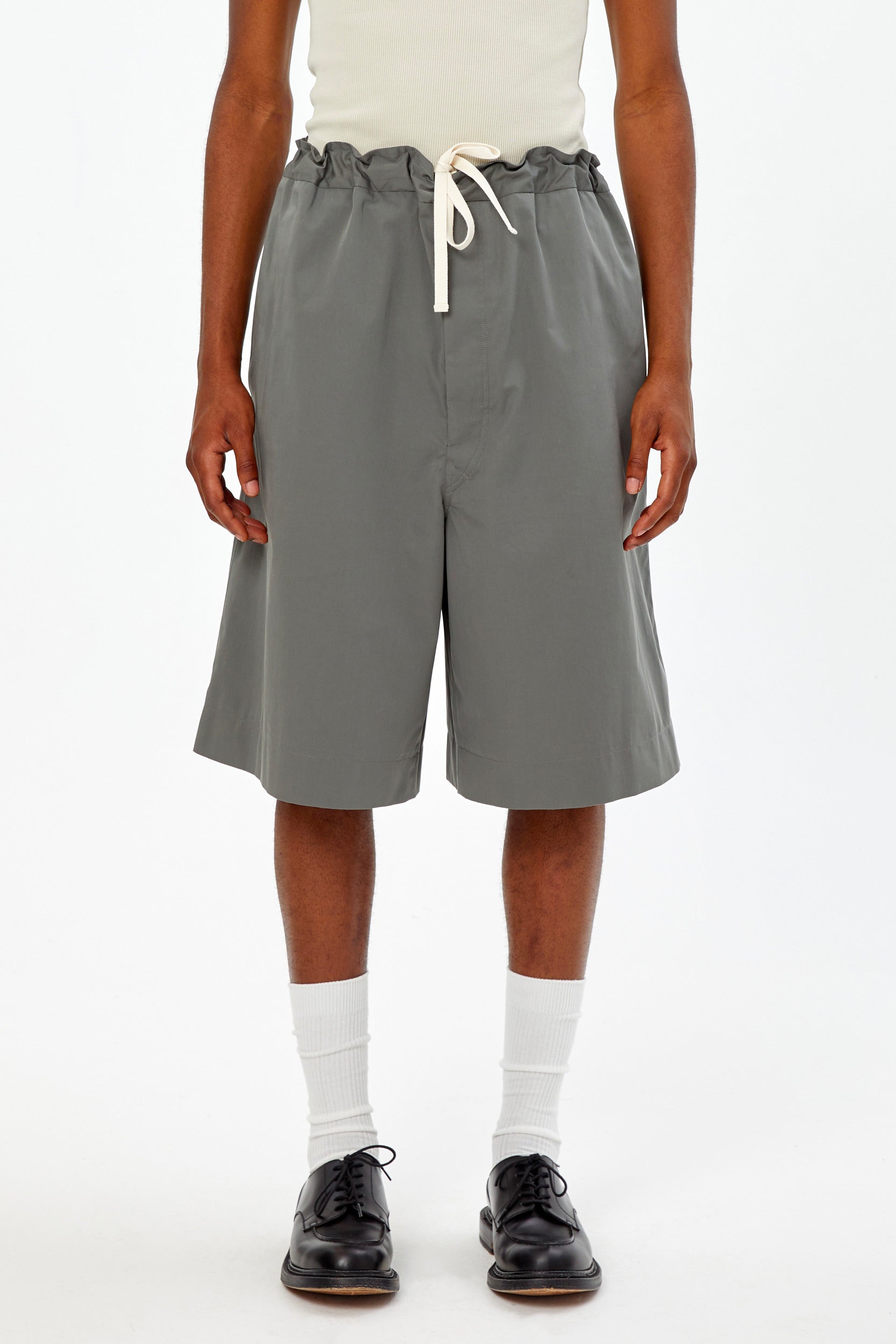 DRAWSTRING WIDE SHORTS - UNIFORME